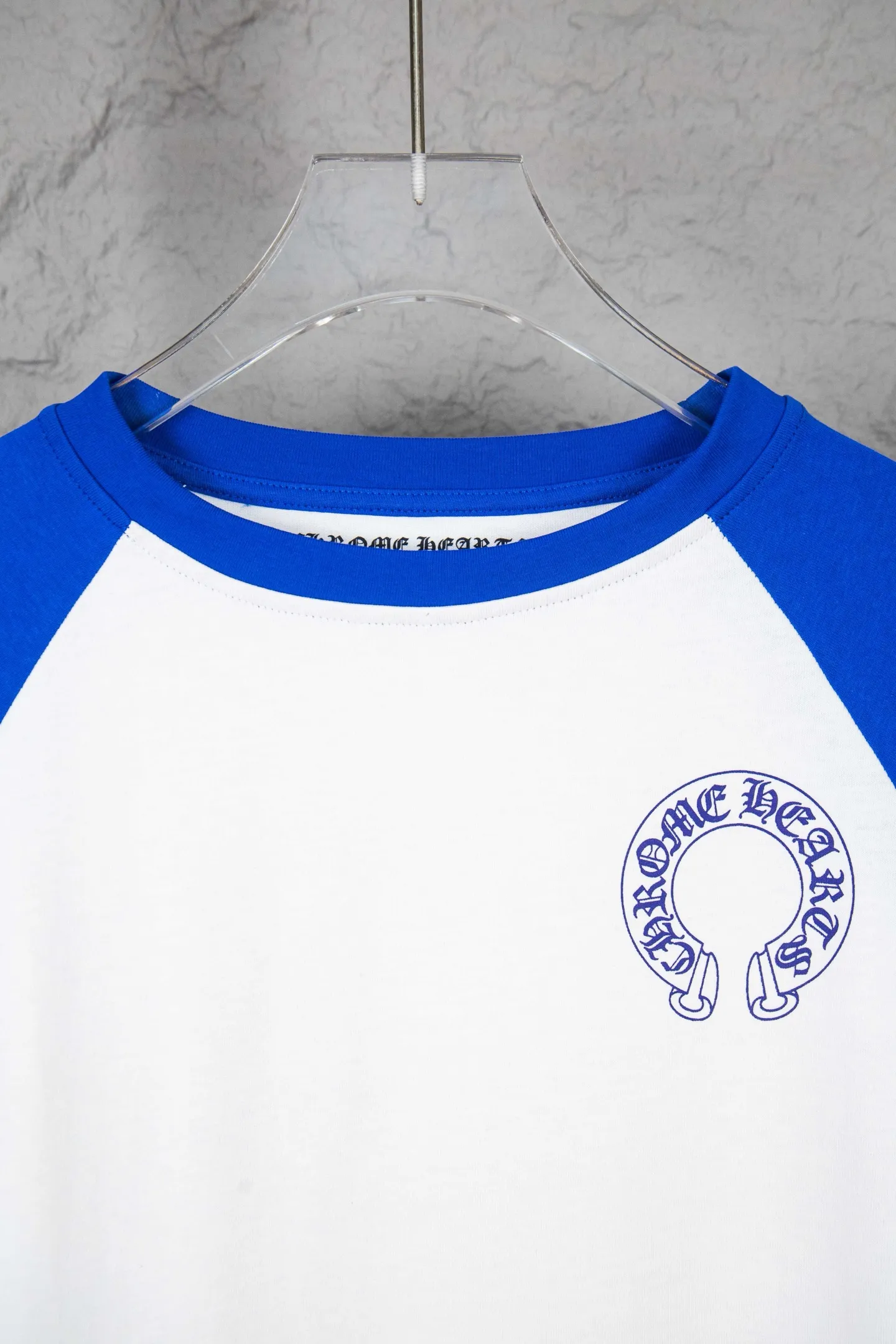 P170 Chrome Hearts/Chrome Hearts 23ss Sanskrit horseshoe splicing print popular long-sleeved T-shirt 260g 85 pure cotton double yarn, skin-friendly, comfortable, soft and breathable. Matching threads, long-lasting washing without deformation. Color: white and black, white and blue -Size: S M L XL